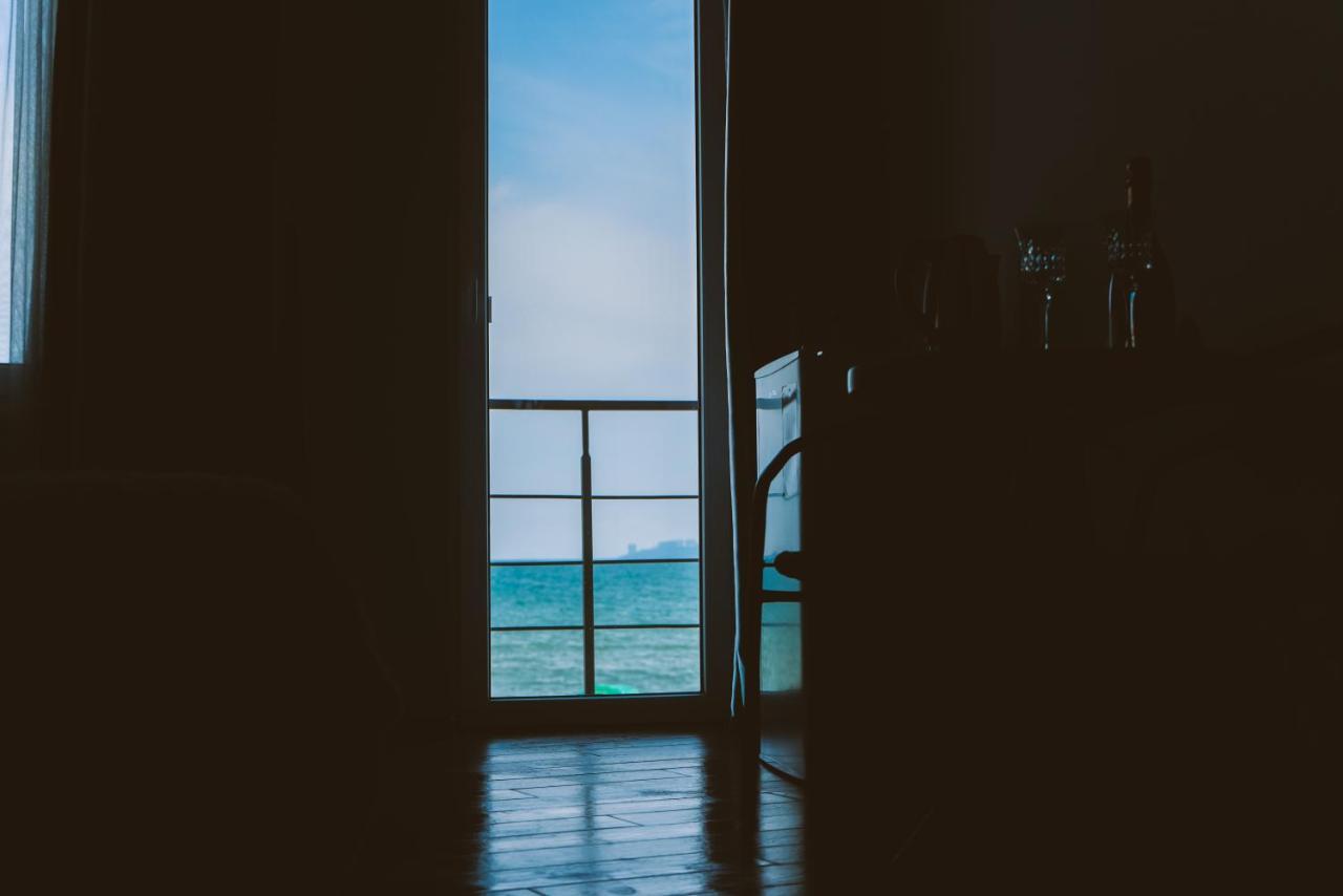 Hotel Tsvetok Одеса Екстериор снимка