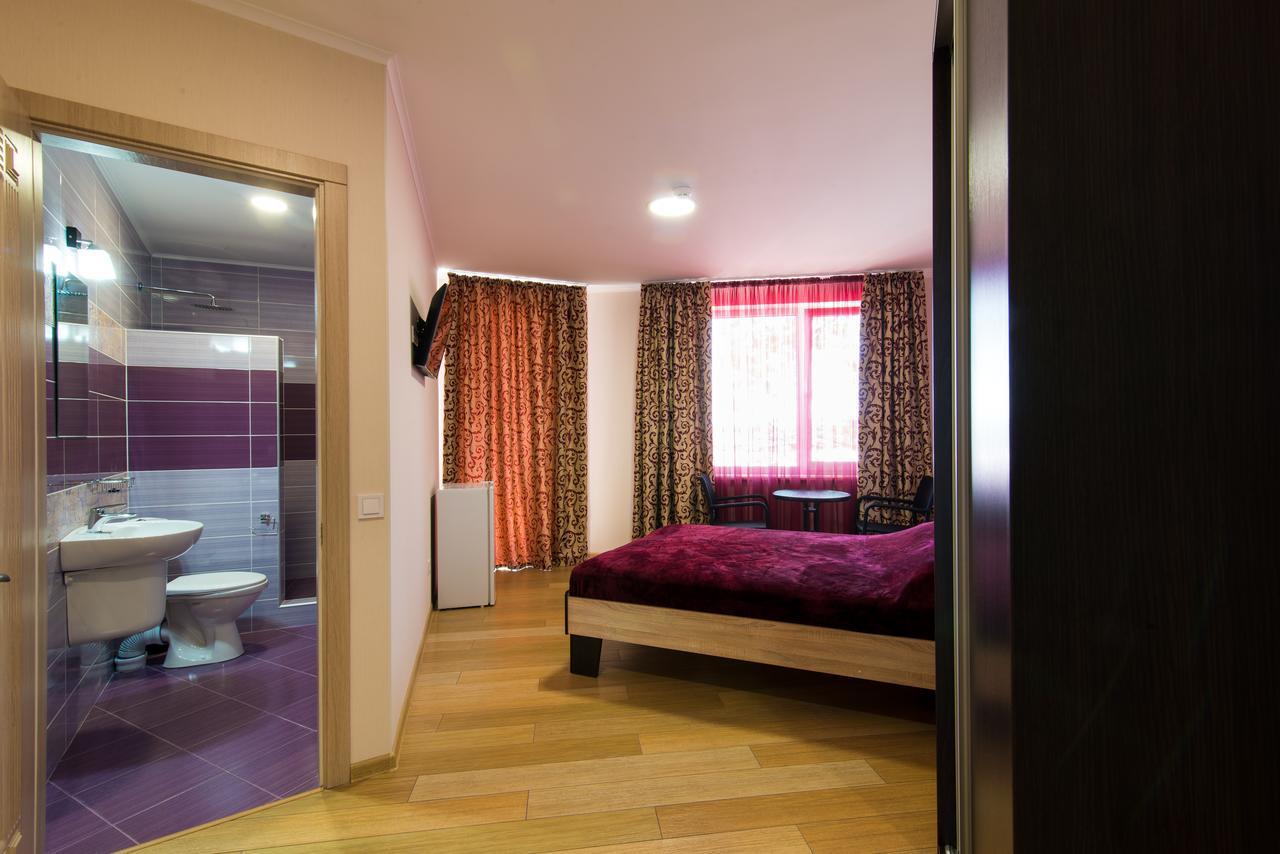 Hotel Tsvetok Одеса Екстериор снимка